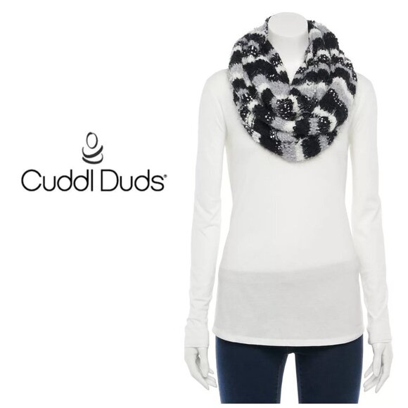 Cuddl Duds Womens Black White Striped Soft Chunky Knit Infinity Scarf New - Picture 5 of 10
